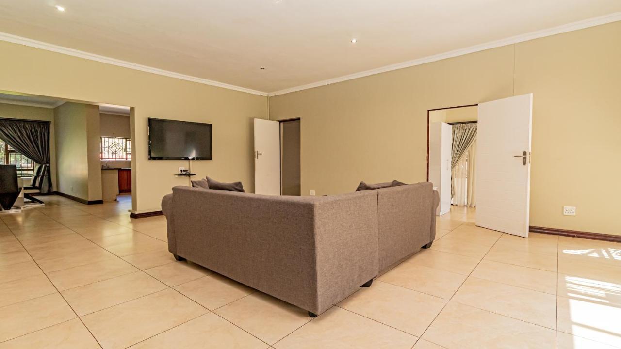 See You There Accommodation 1 Centurion Luaran gambar